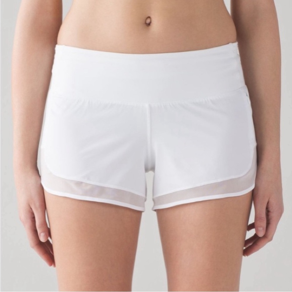 Lululemon Mind Over Miles Short White 10